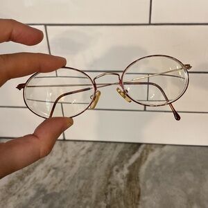 Vintage women’s brooks brothers tortoise frames. Lightweight